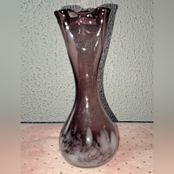 Vintage Mid Century Modern Hand Blown Glass Vase Purple  White Swirl Small - Picture 5 of 13